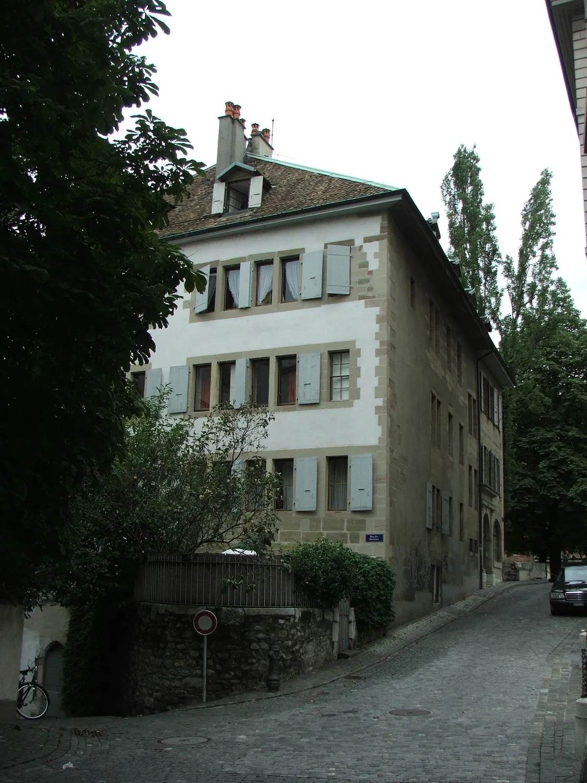 Geneva: St. Pierre Cathedral and Old Town