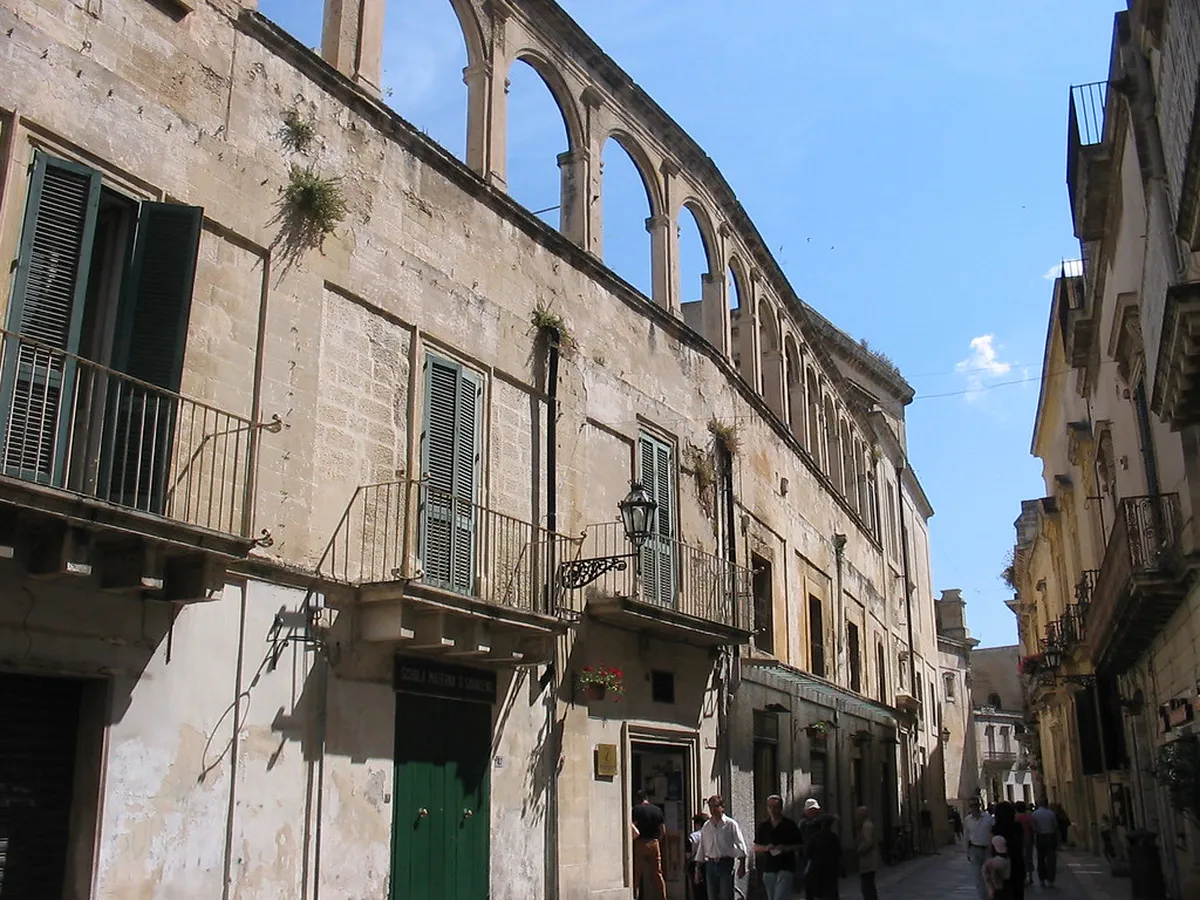 Introduction to lecce