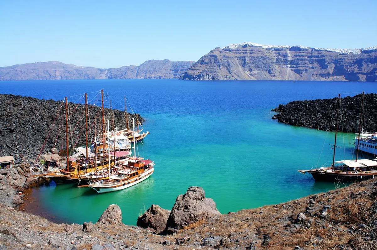 Nea Kameni