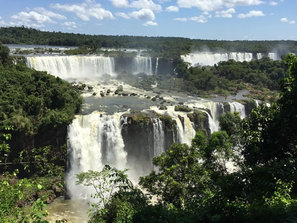 Introduction to puerto iguazú