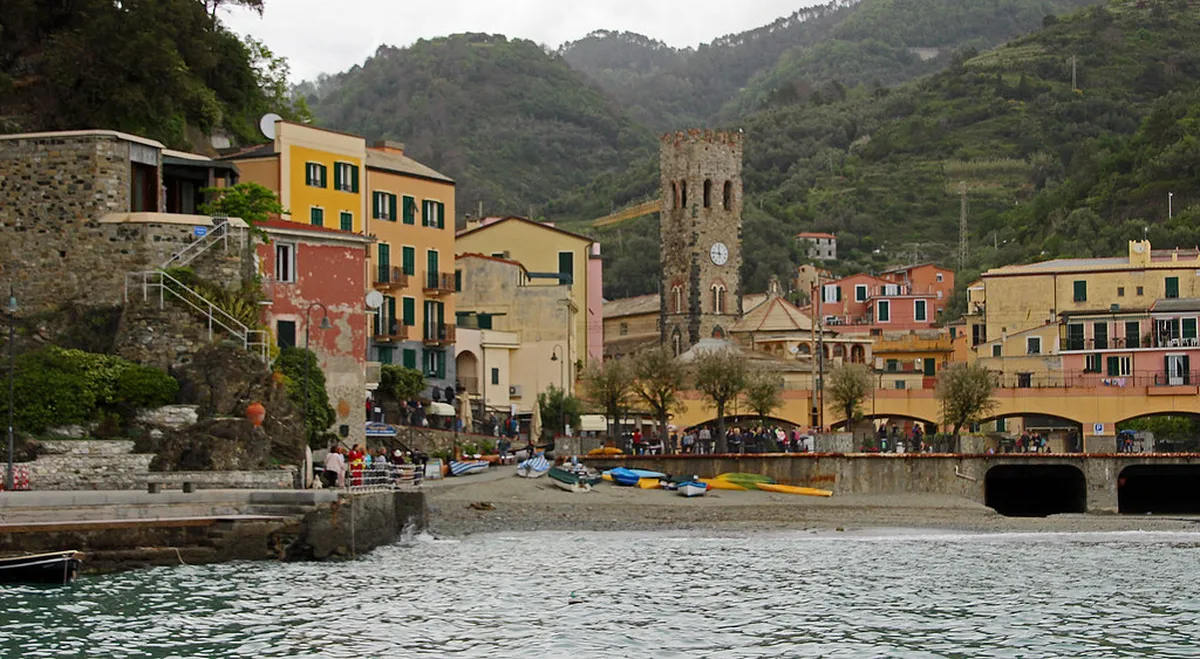 Riomaggiore and Corniglia