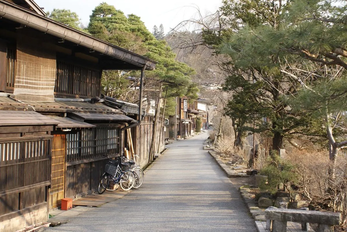 Introduction to takayama